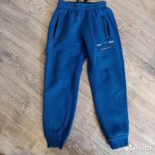 Спортивный костюм на мальчика 128-134