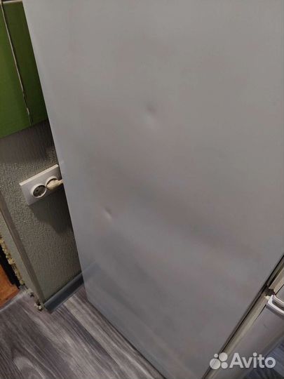 Холодильник бу indesit