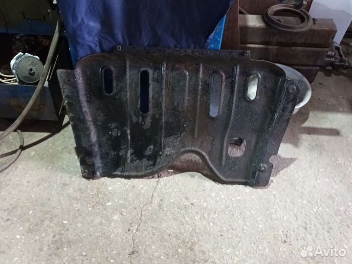 Защита двигателя renault logan