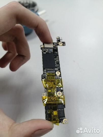 Материнская плата iPhone 5S на A7