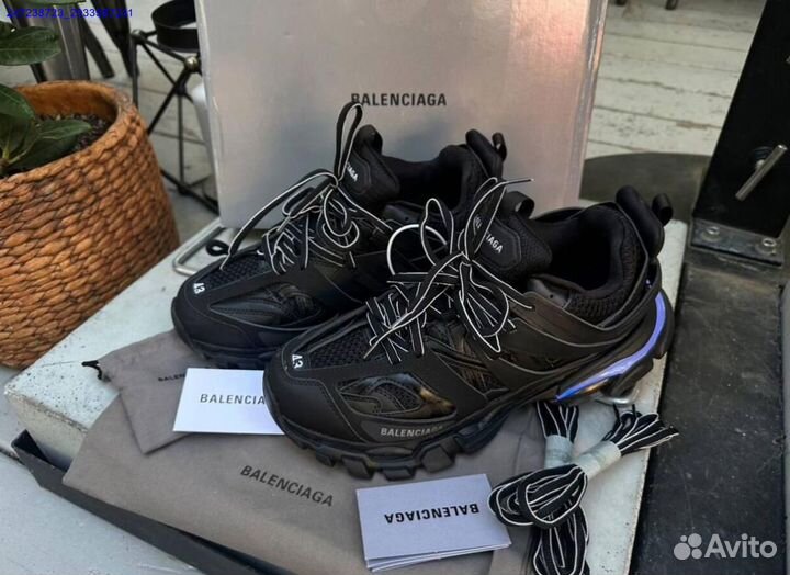 Кроссовки balenciaga track 1.0 LED