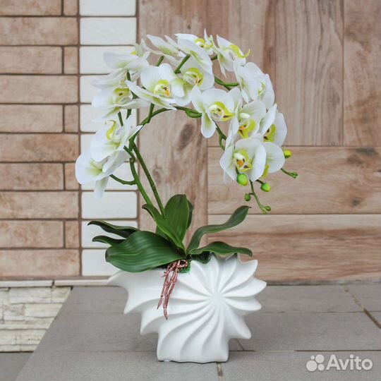 Орхидея (латексная) в вазе. Декор для дома