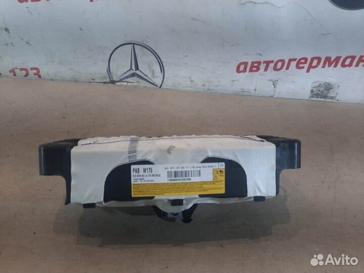 Подушка безопасности пассажира Mercedes A180 W176