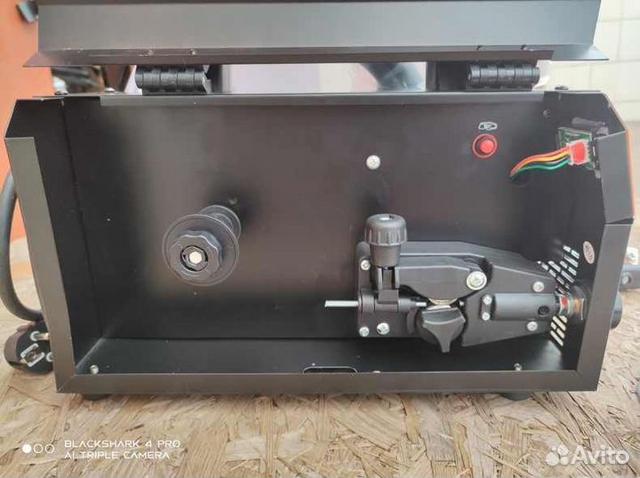 Сварочный полуавтомат (без газа) MIG/MMA-250