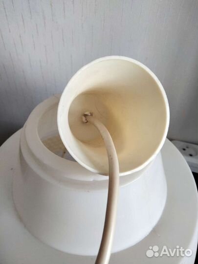 Подвесная лампа с плафоном