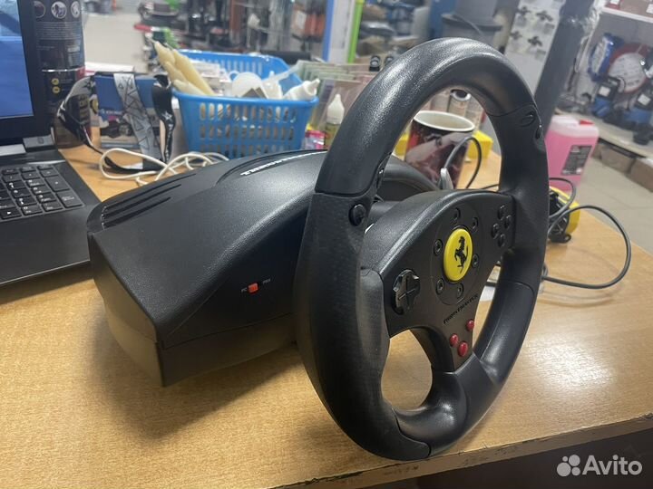 Игровой руль thrustmaster ferrari gt