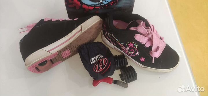 Кроссовки с роллерами, детские