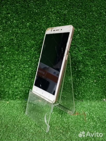 На запчасти смартфон Xiaomi Redmi 4A