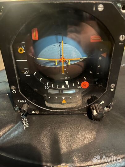Прибор командный пилотажный пкп самолета Ту-154