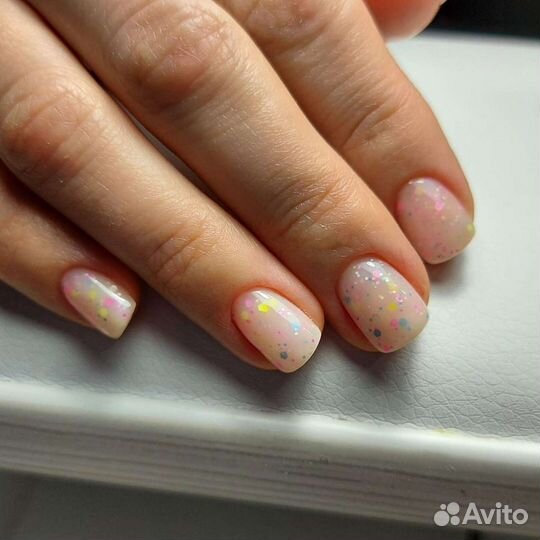 Маникюр и ламинирование ресниц