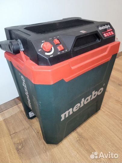 Аккумуляторный холодильник Metabo KB 18 BL