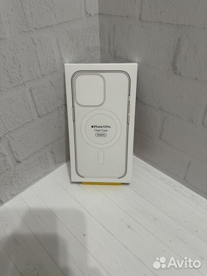 iPhone 13 Pro Clear Case with MagSafe (оригинал)