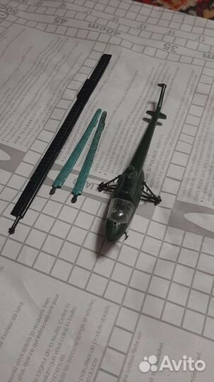 Модель вертолета Ми-1 Plasticart 1/100