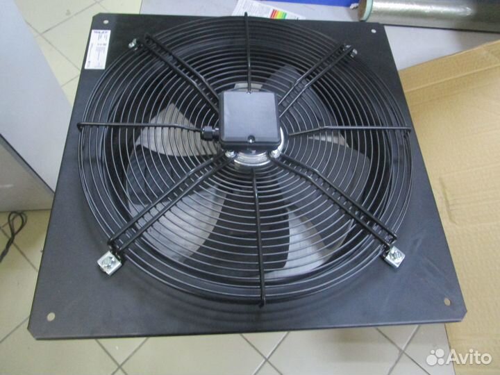 Вентилятор осевой AXW 400-4E