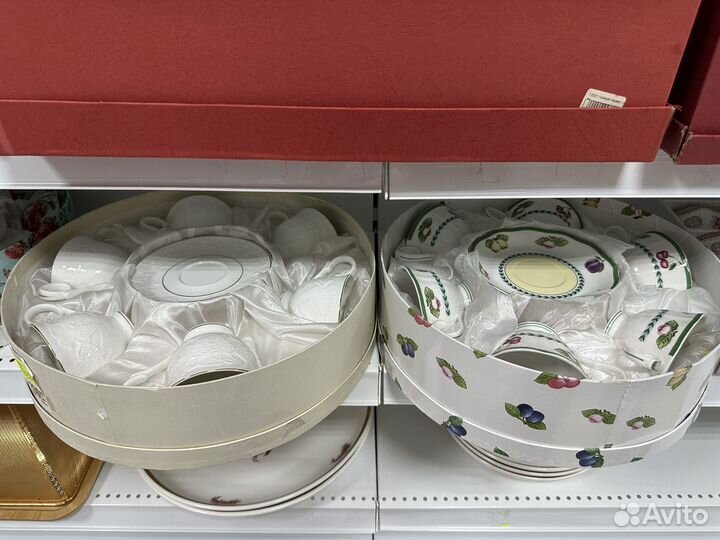 Набор столовой посуды новый