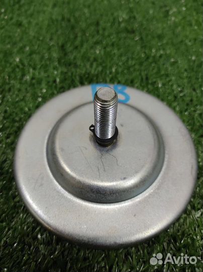 Крепление запасного колеса Mitsubishi Lancer 10 2