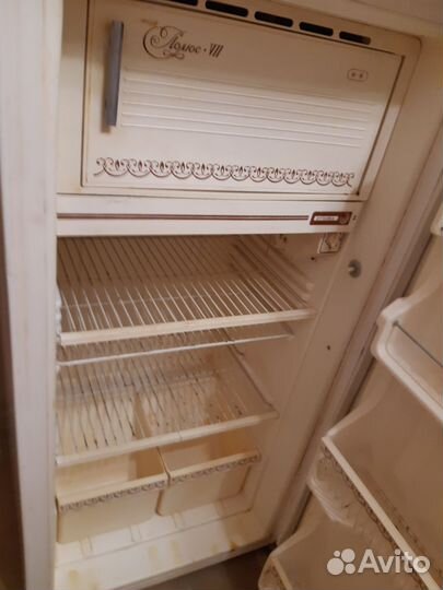 Рабочий холодильник, бесплатно