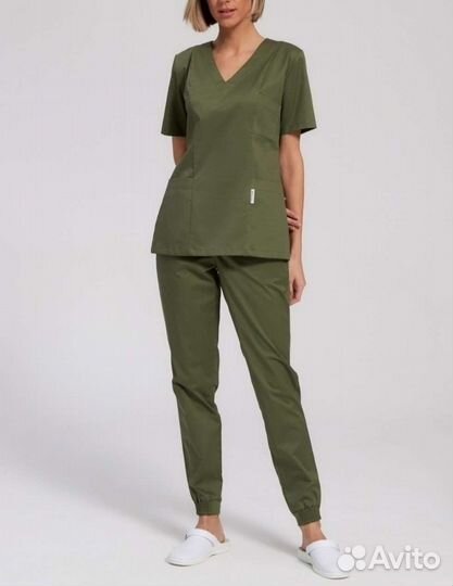 Медицинский костюм 48