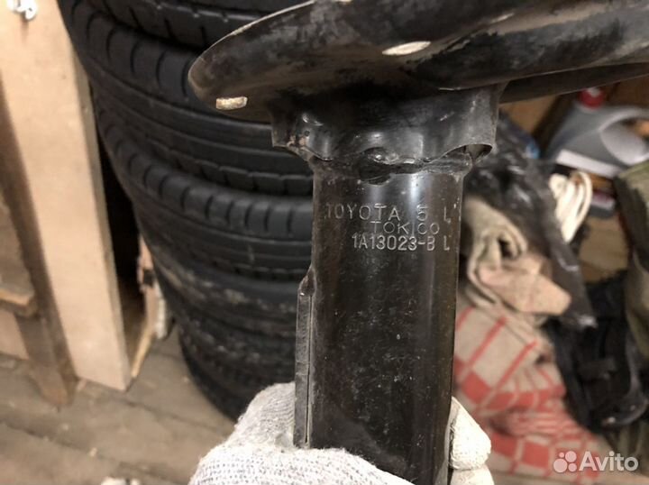 Амортизатор, Lexus RX