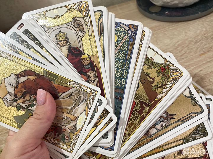 Карты таро золотые Арт Нуво