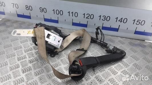 Ремень безопасности с пиропатроном сиденья передне