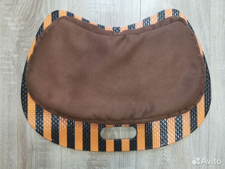 Подставка для ноутбука с подушкой