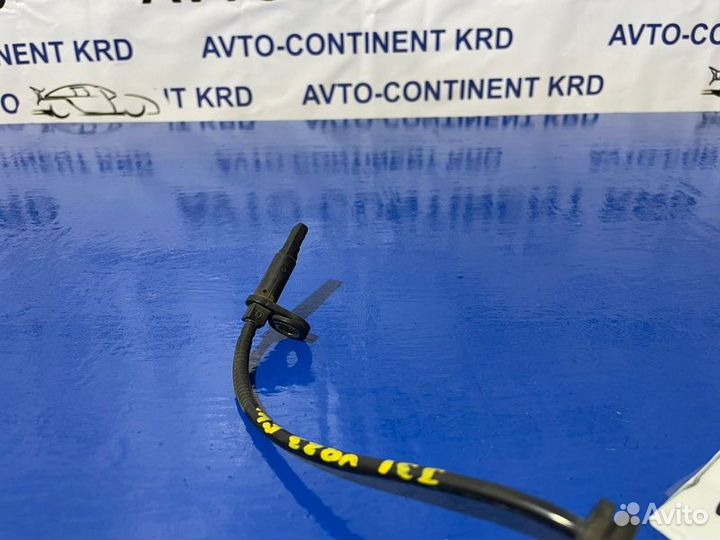 Датчик abs передний левый Nissan Teana J31 VQ23