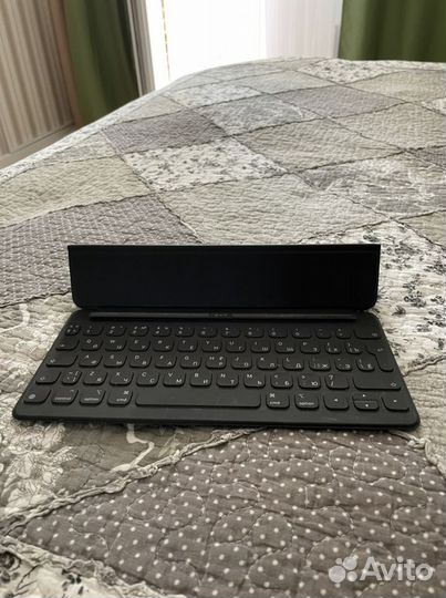 iPad Smart keyboard