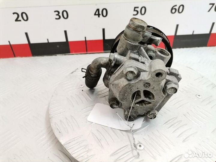 Насос гидроусилителя руля Mitsubishi Outlander 2