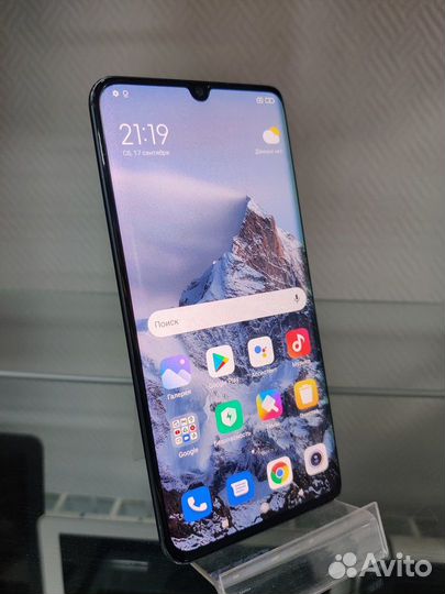 Смартфон Xiaomi Mi Note 10 Lite 8/128GB
