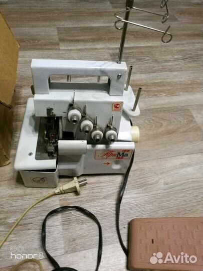 Оверлок для швейной машины