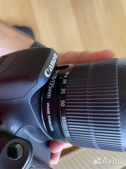 Фотоаппарат Canon EOS 600d + 18-135 + вспышка