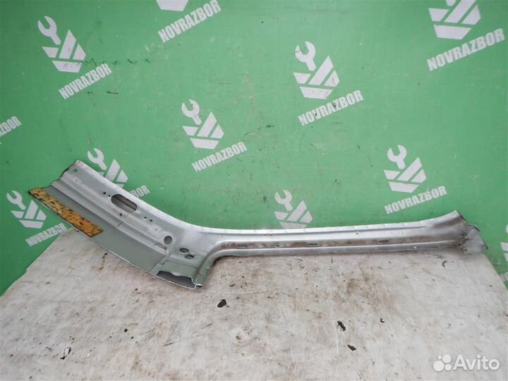 Стойка передней двери Дэо Нексия