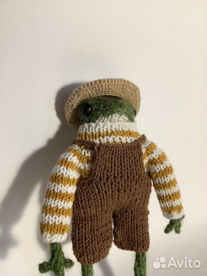 Вязаная лягушка