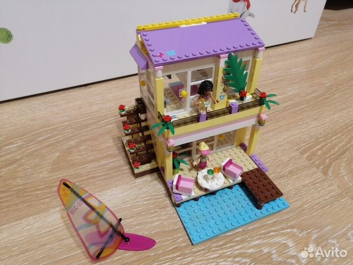 Lego Friends Пляжный домик Стефани