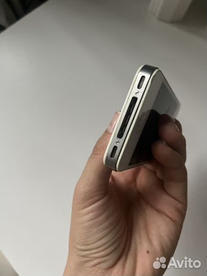 iPhone 4S, 32 ГБ