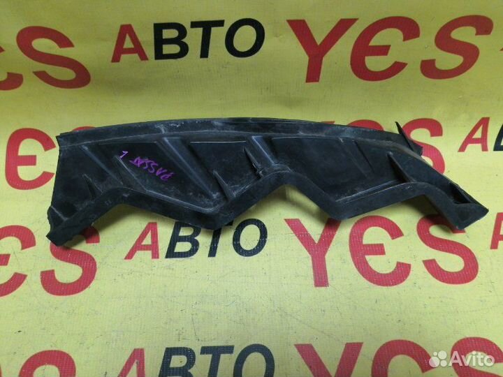 Крепление фары переднее левое Volkswagen Passat B6