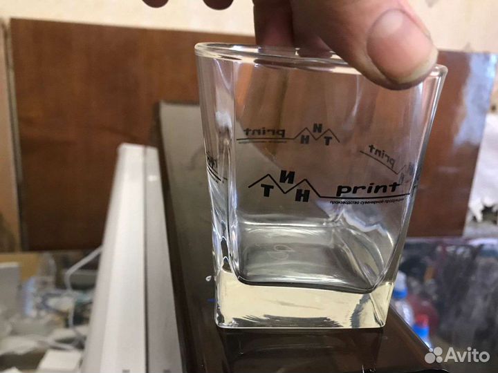 Печать на стаканах, термосах, кружках