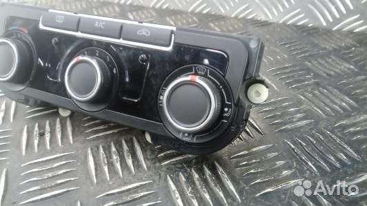 Блок управления печки и климат-контроля volkswagen jetta 6 (ZDN21OV01)