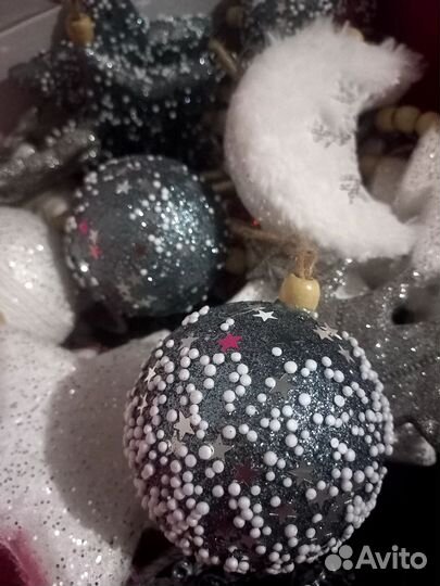 Елочные игрушки