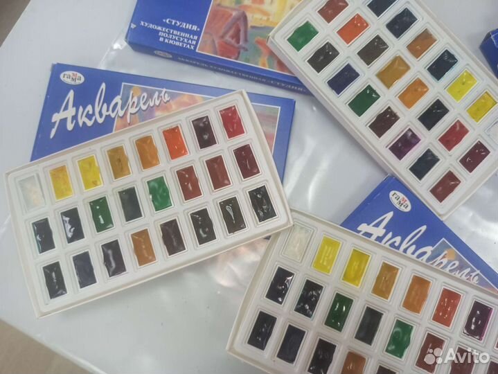 Акварель художественная Гамма 24 цвета