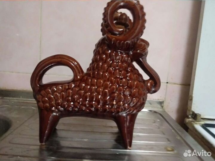 Графин в форме барана