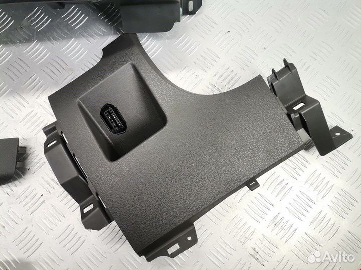 Торпедо (панель передняя) для Ford C-MAX 1 1466241