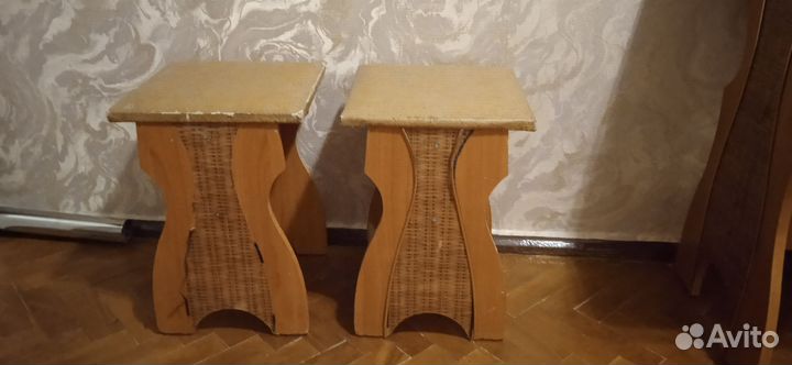 Кухонный стол и стулья бу