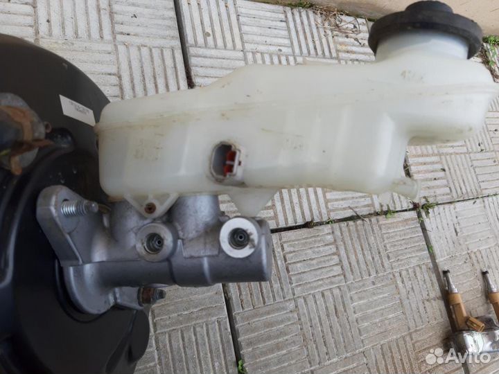 Вакумник с цилиндром Toyota Corolla 06-12г.в