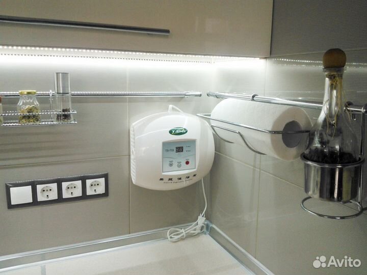 Озонатор, прибор очистки воздуха воды и пищи