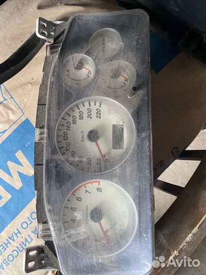 Двери на mitsubishi lancer 9