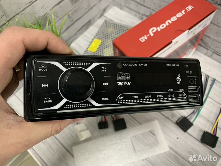 Магнитола с блютузом новая