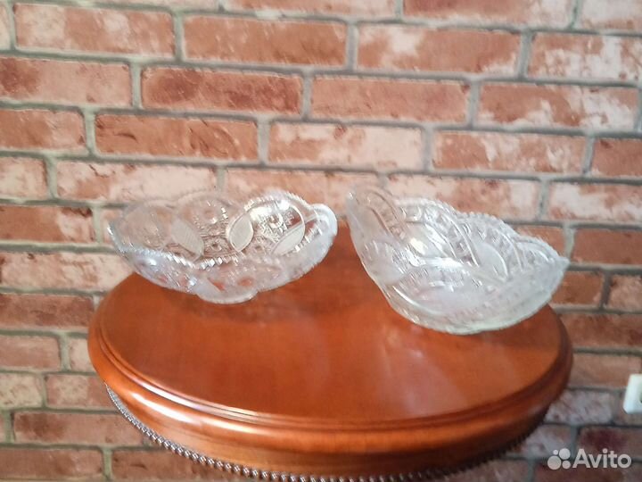 Хрустальная ваза