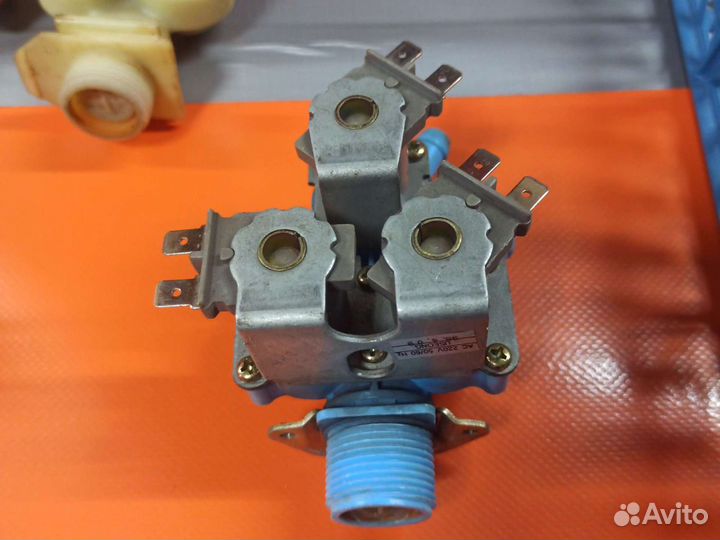 Клапан подачи воды для С/М